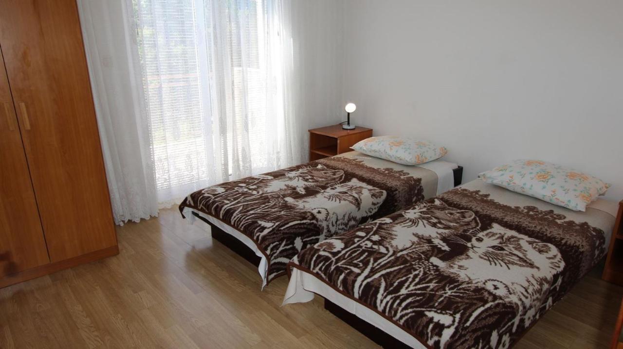 Apartments Grzetic Малинска Экстерьер фото