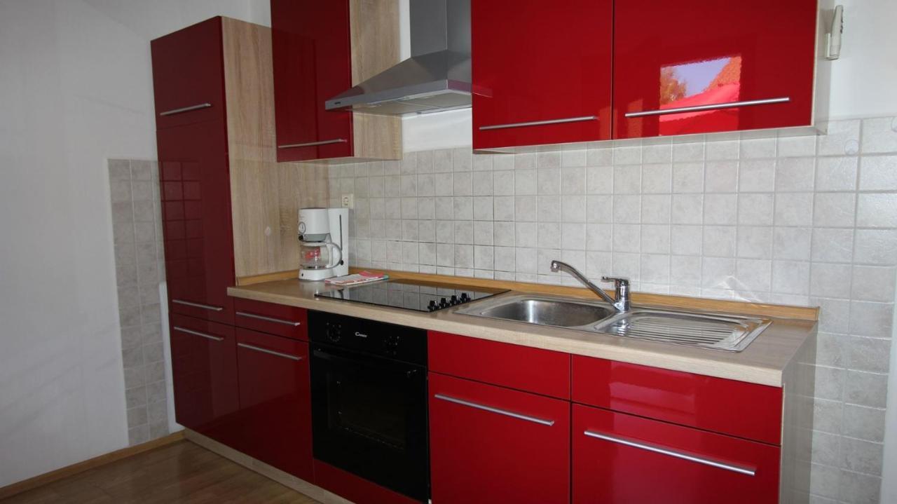Apartments Grzetic Малинска Экстерьер фото